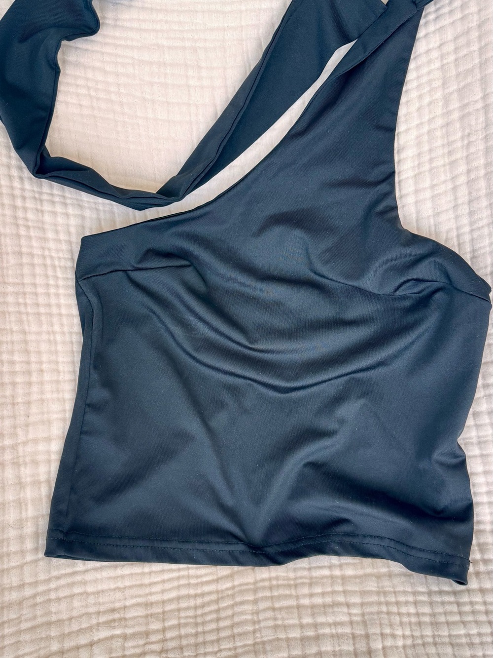 Edikted Navy One-Shoulder Bandeau Top